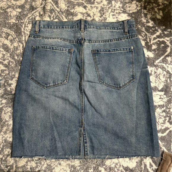 Kensie jeans skirt - Picture 3 of 3